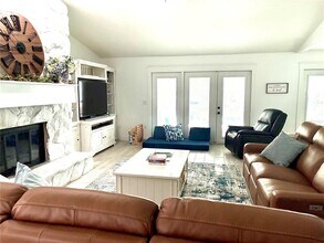 1219 Cornish Ct in Sarasota, FL - Building Photo - Building Photo