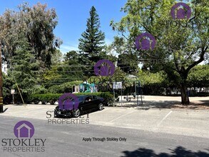 2100 Carrol Rd in Walnut Creek, CA - Building Photo - Building Photo