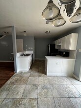 1013 Ruthven St in Houston, TX - Building Photo - Building Photo