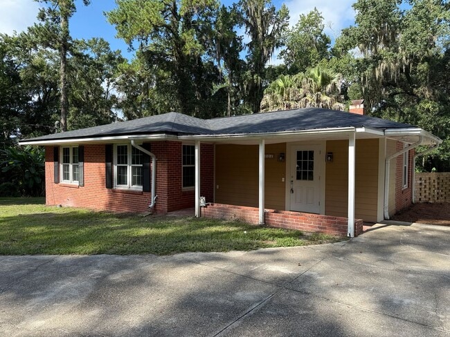 property at 2904 Sharer Rd