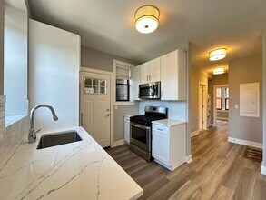 3946.5 N Janssen Ave in Chicago, IL - Building Photo - Building Photo