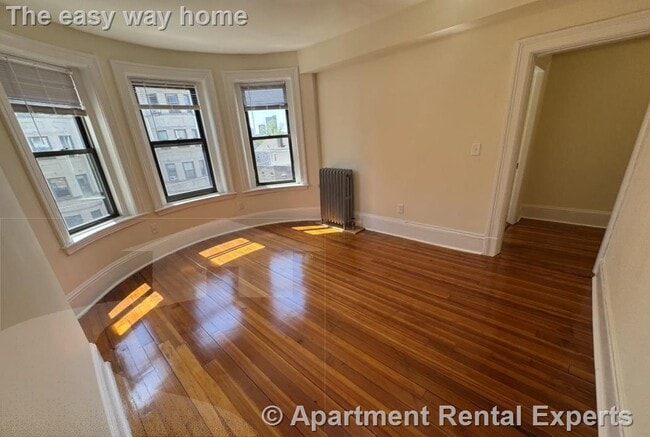 885 Massachusetts Ave in Cambridge, MA - Building Photo - Building Photo