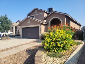 14267 Pacific Point Dr in El Paso, TX - Building Photo - Building Photo