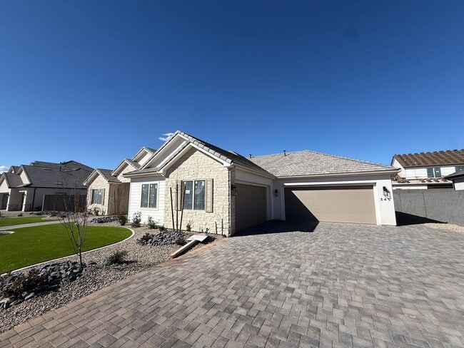 345 Sidbury Rd in Washington, UT - Building Photo - Building Photo