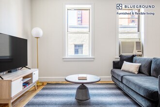 244 East 86th St in New York, NY - Building Photo - Building Photo