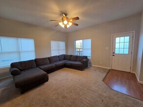801 Everett St in Kerrville, TX - Building Photo - Building Photo