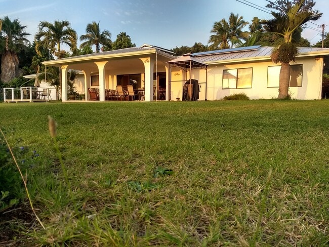 property at 73-4387-4387 Punawele St
