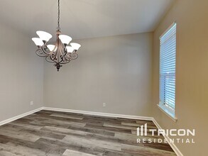 606 Brookwater Dr in Stockbridge, GA - Building Photo - Building Photo