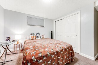 Pine Ridge Apartments in Morgantown, WV - Building Photo - Building Photo