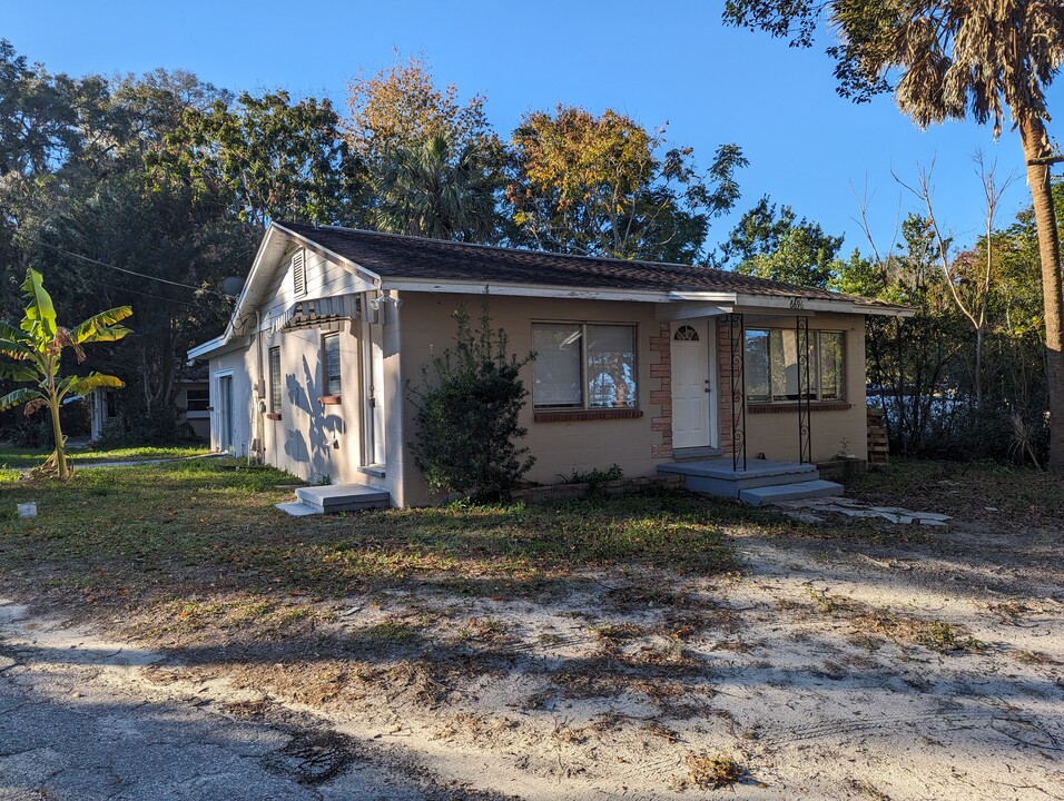 6696 SE 110th St in Belleview, FL - Building Photo