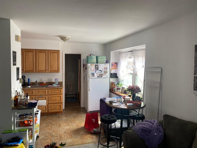 565 Newark Pompton Turnpike in Pequannock Township, NJ - Foto de edificio - Building Photo