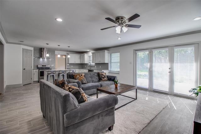 702 Ridgedale Dr in Garland, TX - Building Photo - Building Photo