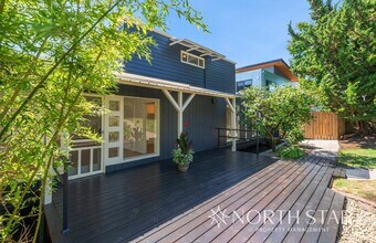 602 Cabana Ln in Lake Oswego, OR - Building Photo - Building Photo