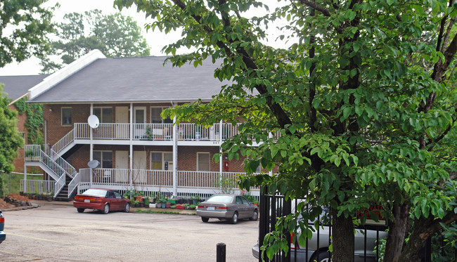 Boar's Head Student Apartment in Raleigh, NC - Building Photo - Building Photo