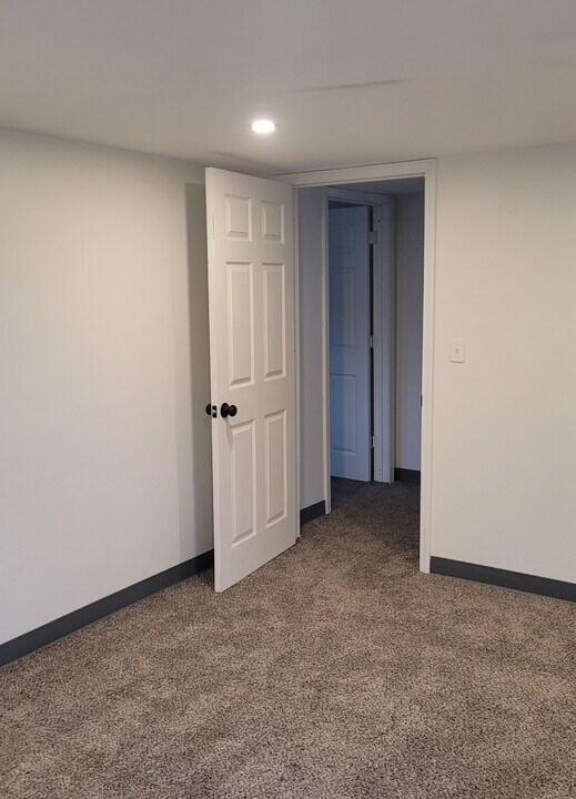 573 Bedford St in Claysburg, PA - Building Photo