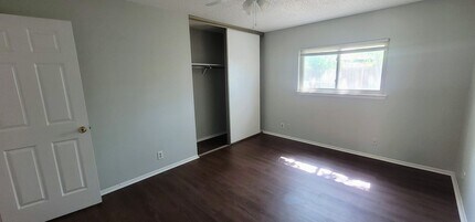 1331 Bayou Dr in San Antonio, TX - Building Photo - Building Photo