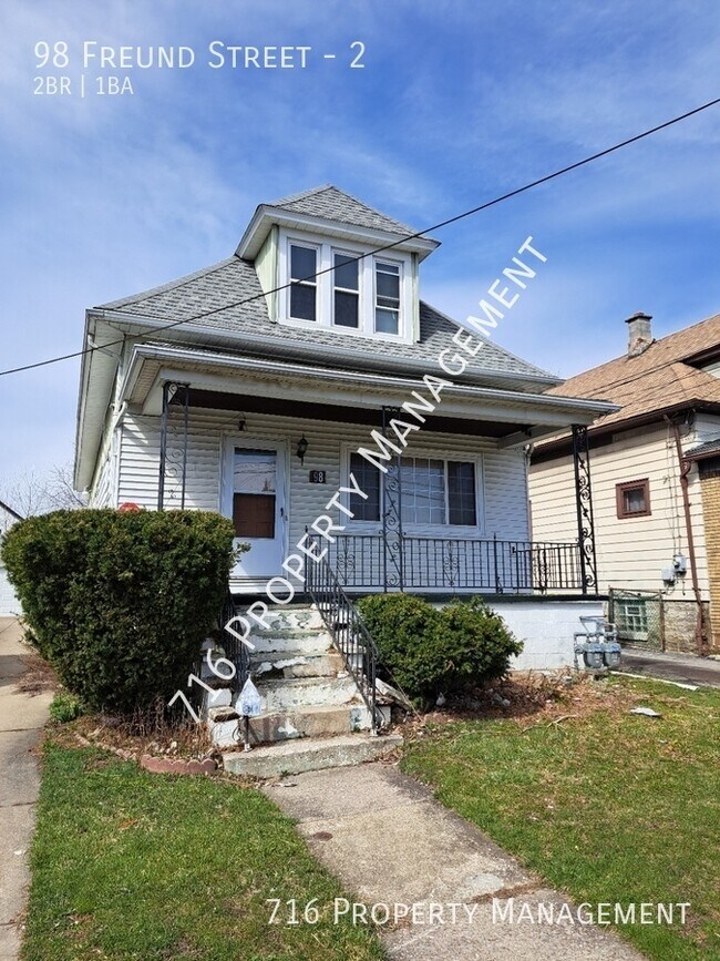 98 Freund St in Buffalo, NY - Building Photo - Building Photo