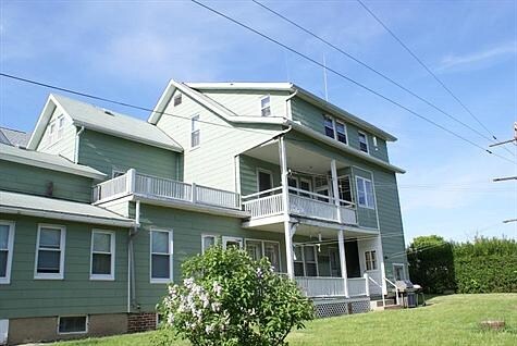 200 Hill St in Waterbury, CT - Foto de edificio