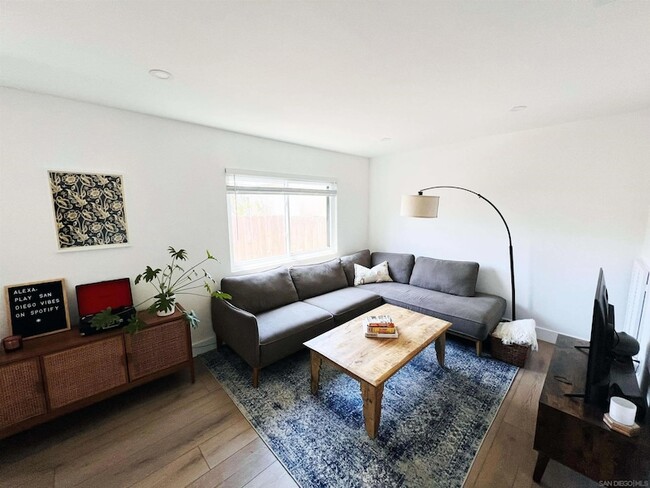 property at 4055 Jewell St