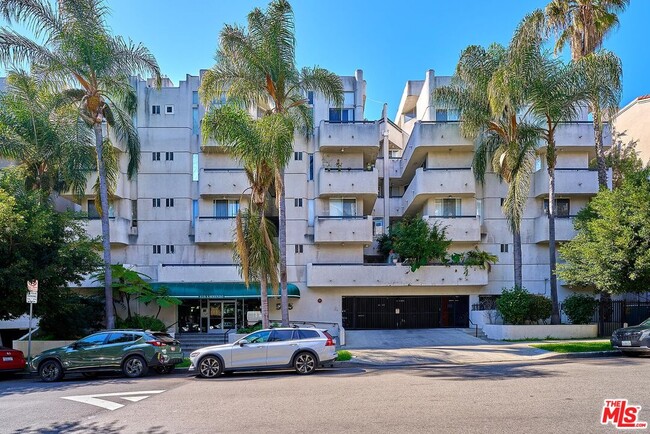 property at 525 S Berendo St