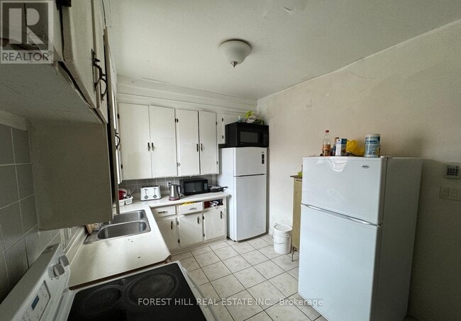 property at 745 Barton St E