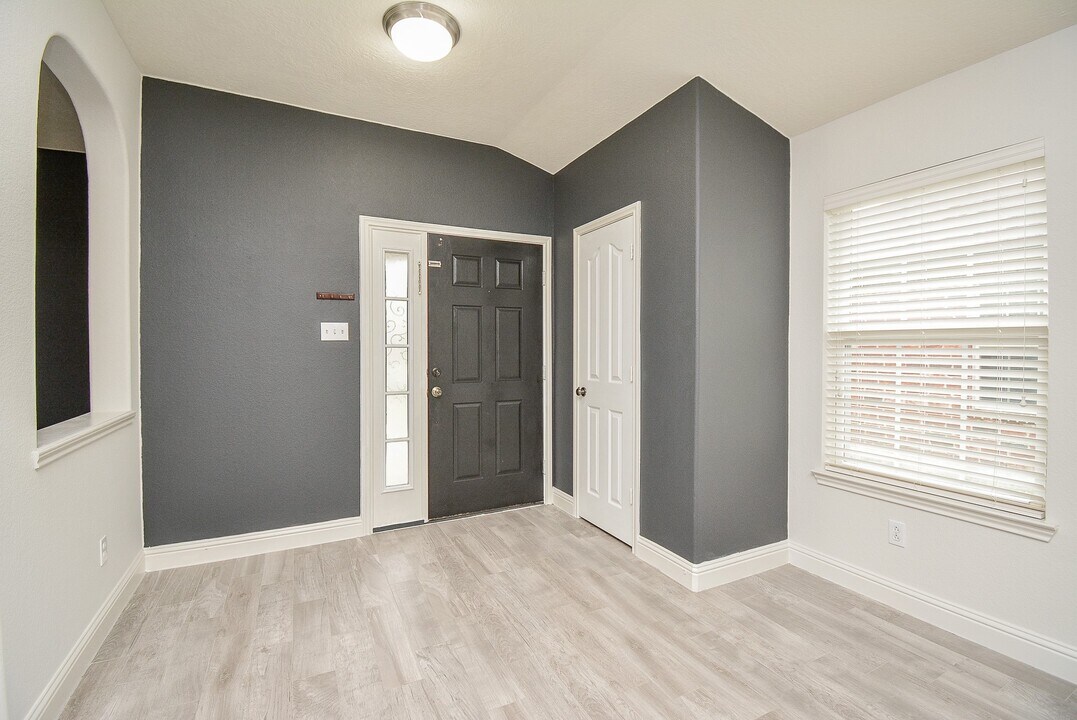 7519 Muley Ln in Cypress, TX - Building Photo