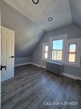 16 Sherwood Ave in Yonkers, NY - Building Photo - Building Photo