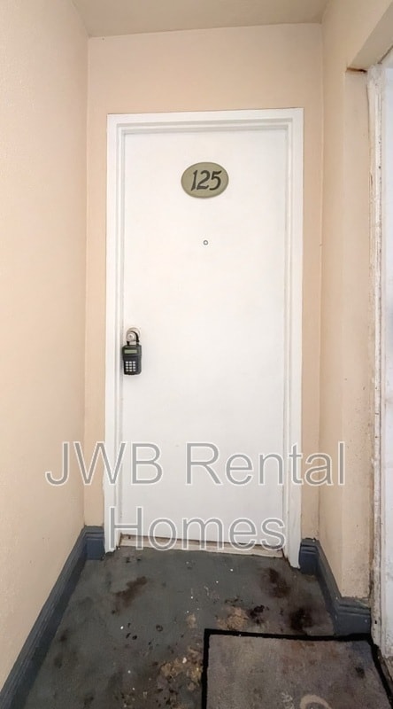 1628 2nd St N in Jacksonville Beach, FL - Building Photo - Building Photo