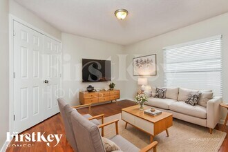 4036 Waltham Forest Dr in Tavares, FL - Building Photo - Building Photo