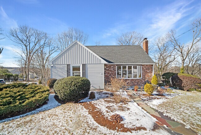 23 Stanley Cir in Quincy, MA - Building Photo - Building Photo