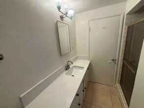 22532 Berdon St in Los Angeles, CA - Building Photo - Building Photo