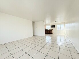 1142 S Eastman Ave in Los Angeles, CA - Building Photo