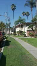 Canfield Park in Anaheim, CA - Building Photo - Building Photo