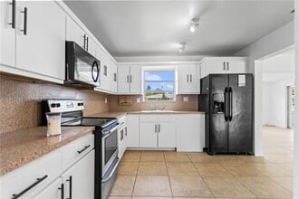 3253 Pierce St in Hollywood, FL - Building Photo - Building Photo