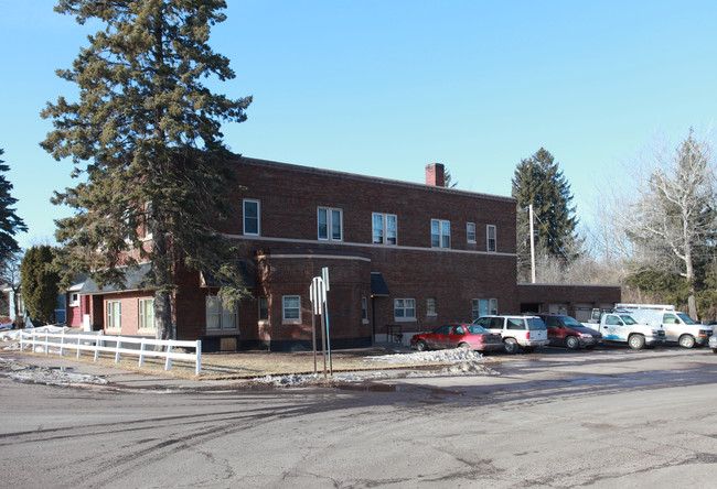 509 E 7th St in Superior, WI - Foto de edificio - Building Photo