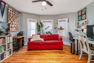 431 Massasoit Rd, Unit #2 431 Massasoit Rd. in Worcester, MA - Building Photo - Building Photo