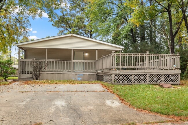 property at 811 De Lorean Ct