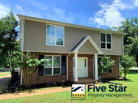 137 Colemont Dr in Nashville, TN - Building Photo