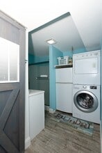 70 Water Oak Ln in Sunrise Beach, MO - Building Photo - Building Photo
