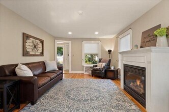 15 McIntyre Ct in Marlborough, MA - Building Photo - Building Photo