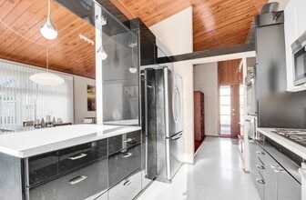 10629 S Kenton Ave in Oak Lawn, IL - Foto de edificio - Building Photo