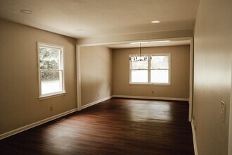 4648 Martin Rd in Flowery Branch, GA - Building Photo - Building Photo