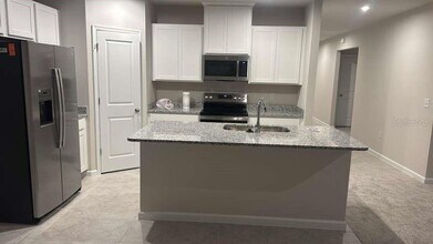 347 Biltmore Blvd in Dundee, FL - Foto de edificio - Building Photo