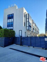1824 Redondo Blvd in Los Angeles, CA - Building Photo