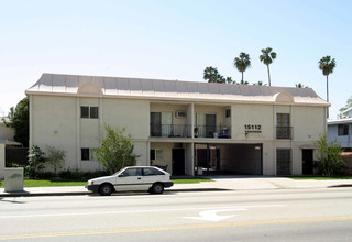 15112 Vanowen St in Van Nuys, CA - Building Photo - Building Photo