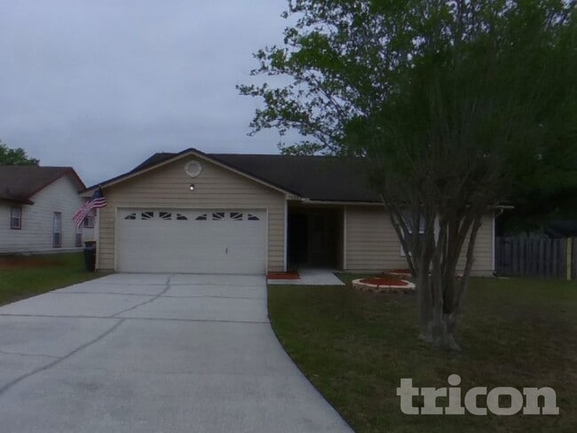 7520 Teaticket Ct in Jacksonville, FL - Building Photo - Building Photo