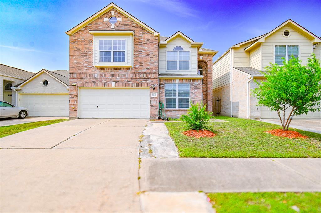 13330 Vineyard Falls Dr in Houston, TX - Building Photo