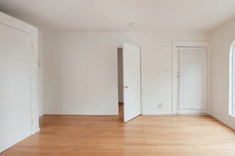 3613 4th W St, Unit 3613 in Los Angeles, CA - Building Photo - Building Photo