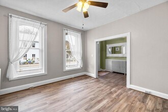 15 E 4th St in Frederick, MD - Foto de edificio - Building Photo