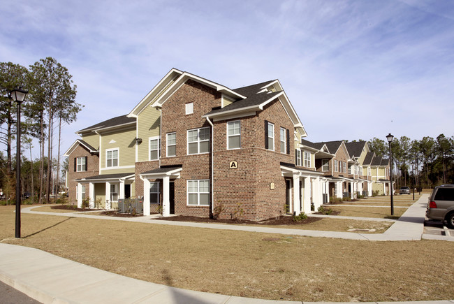 Collins Park Apartments in Goose Creek, SC - Building Photo - Building Photo